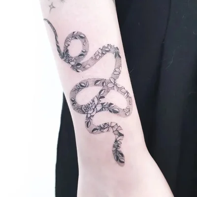 Sherry tattoo 050