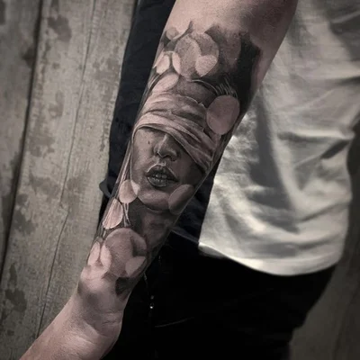 Aaron tattoo 018