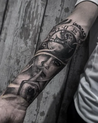 Aaron tattoo 028