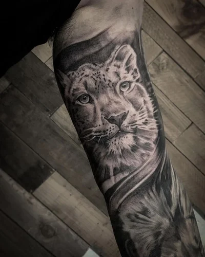 Aaron tattoo 035
