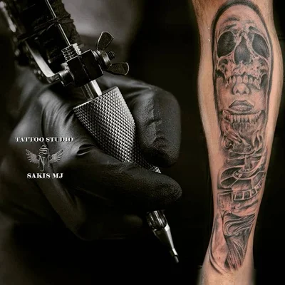 Sakis MJ tattoo 010