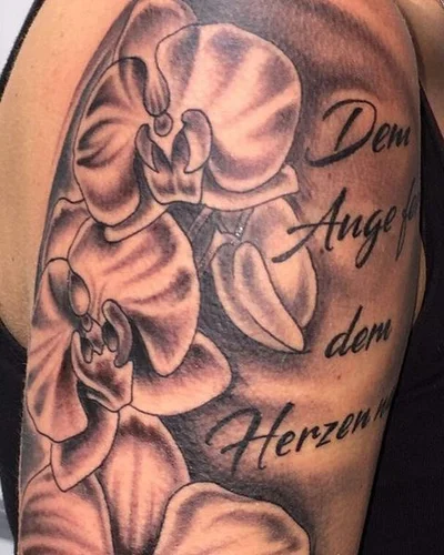 Tony Frey tattoo 021
