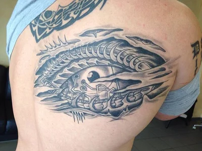 Tony Frey tattoo 032