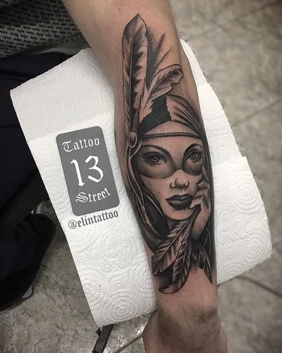 Elin tattoo 041