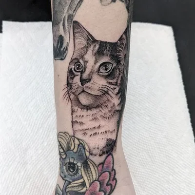 Alicia Lamy tattoo 034