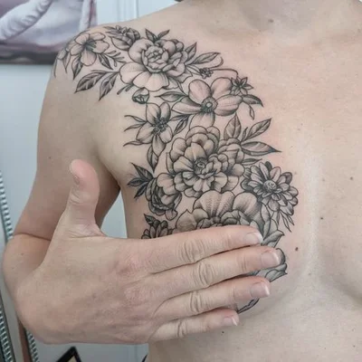 Alicia Lamy tattoo 036
