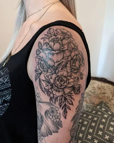 Alicia Lamy tattoo 046