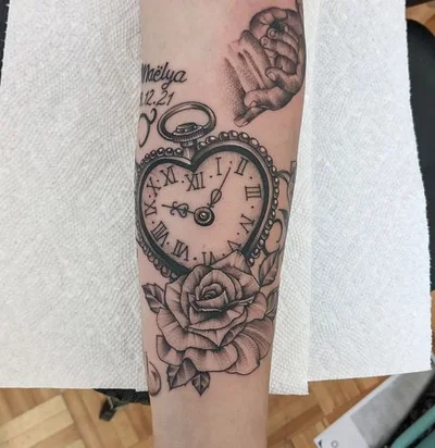 Alicia Lamy tattoo 048