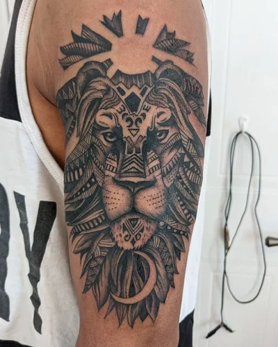 Alicia Lamy tattoo 050