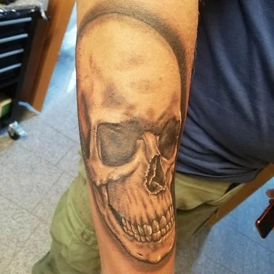 Christopher Esche tattoo 021