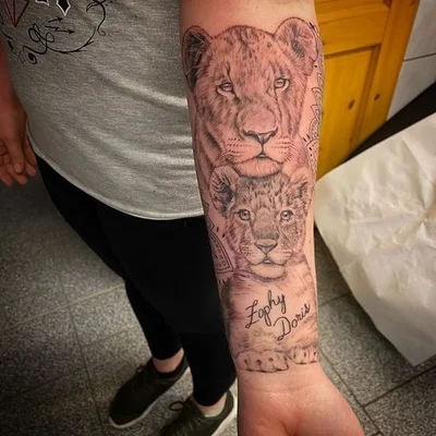 Christopher Esche tattoo 028