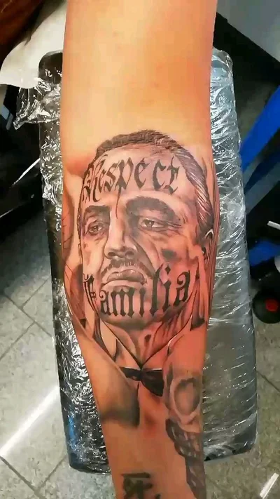 Christopher Esche tattoo 040