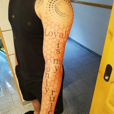 Christopher Esche tattoo 048
