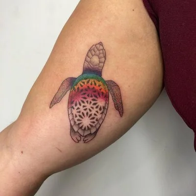 Elise Tack tattoo 011