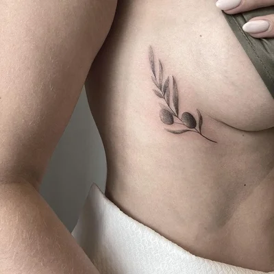 Elise Tack tattoo 017