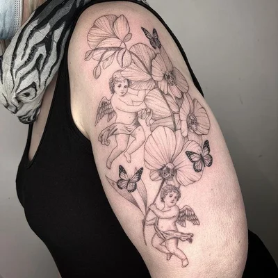 Elise Tack tattoo 022