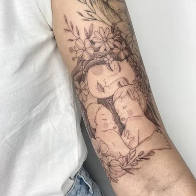 Elise Tack tattoo 035