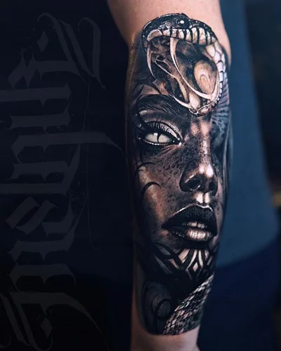 Mel Nik tattoo 033