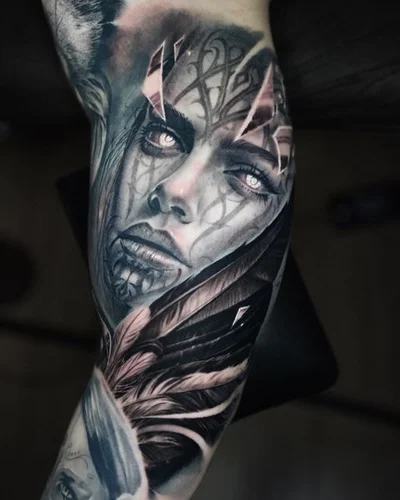 Mel Nik tattoo 040