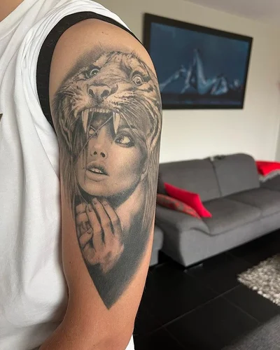 Serguei Sergejevitch tattoo 007