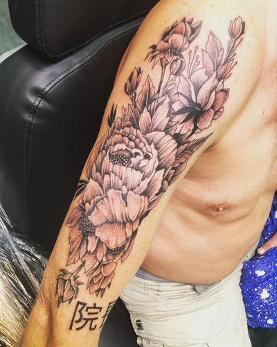 Serguei Sergejevitch tattoo 012