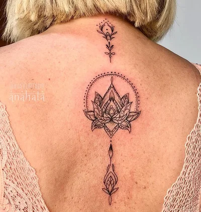 Julia Furt tattoo 008