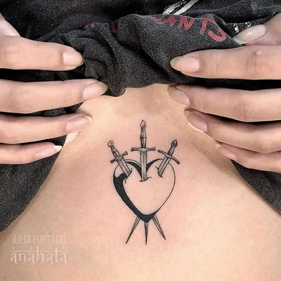 Julia Furt tattoo 028
