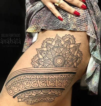 Julia Furt tattoo 035