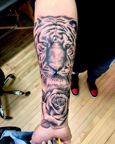 Tony The Jones tattoo 030