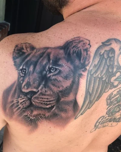 Casper Smith tattoo 016
