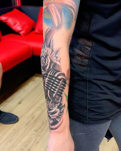 Casper Smith tattoo 038