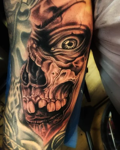 Casper Smith tattoo 040