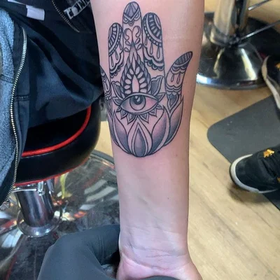 Casper Smith tattoo 042