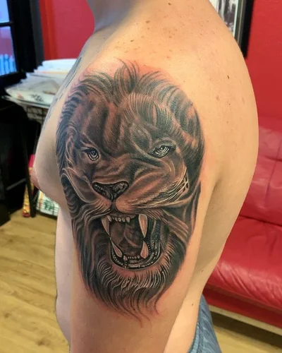 Casper Smith tattoo 045