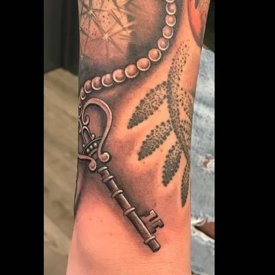 Joshua Potucek tattoo 013