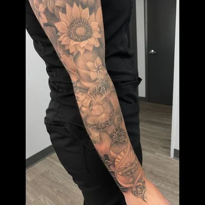 Joshua Potucek tattoo 039