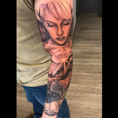 Joshua Potucek tattoo 042