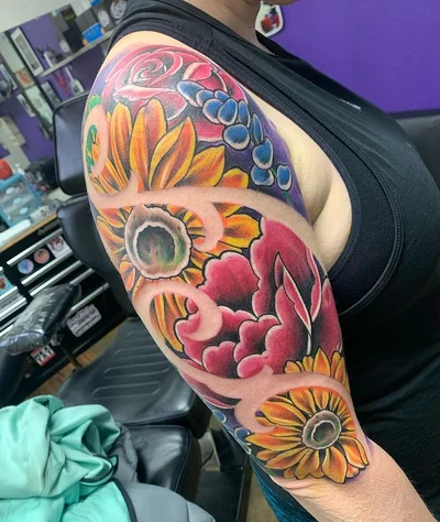 Cliff tattoo 044