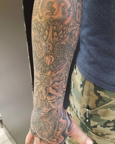 Forrest Bateman tattoo 029