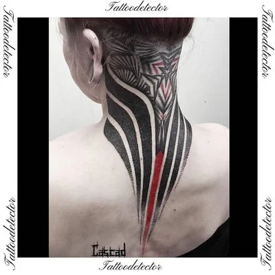 Megan Smith tattoo 020