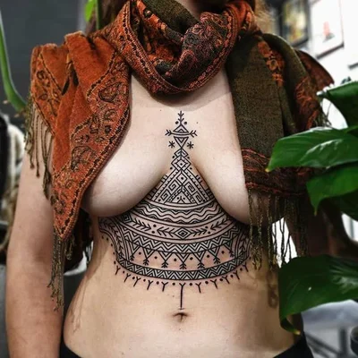 Megan Smith tattoo 023