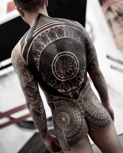Megan Smith tattoo 035