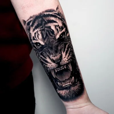 Dor Stocker tattoo 028