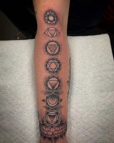 Taylor Hagerty tattoo 010