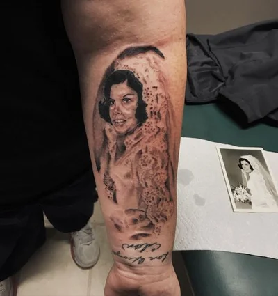 Taylor Hagerty tattoo 044