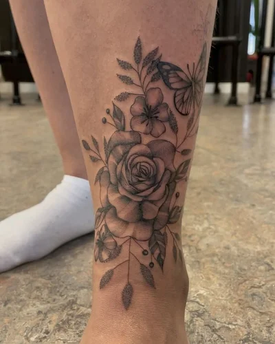 Amber Spelt tattoo 044