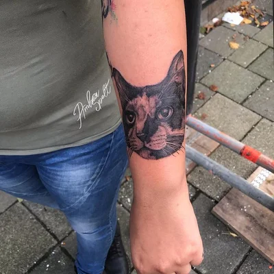 Amber Spelt tattoo 047
