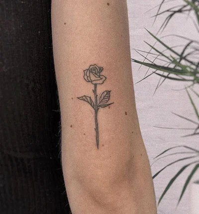 Lydia Amor tattoo 022