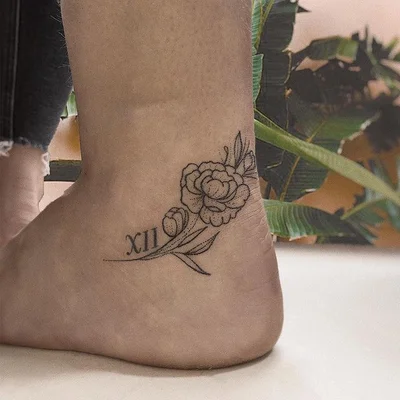 Lydia Amor tattoo 035