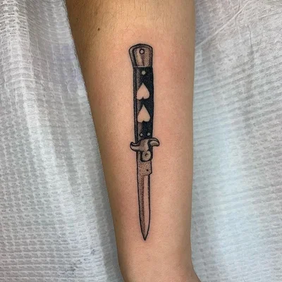 Alex Powell tattoo 008